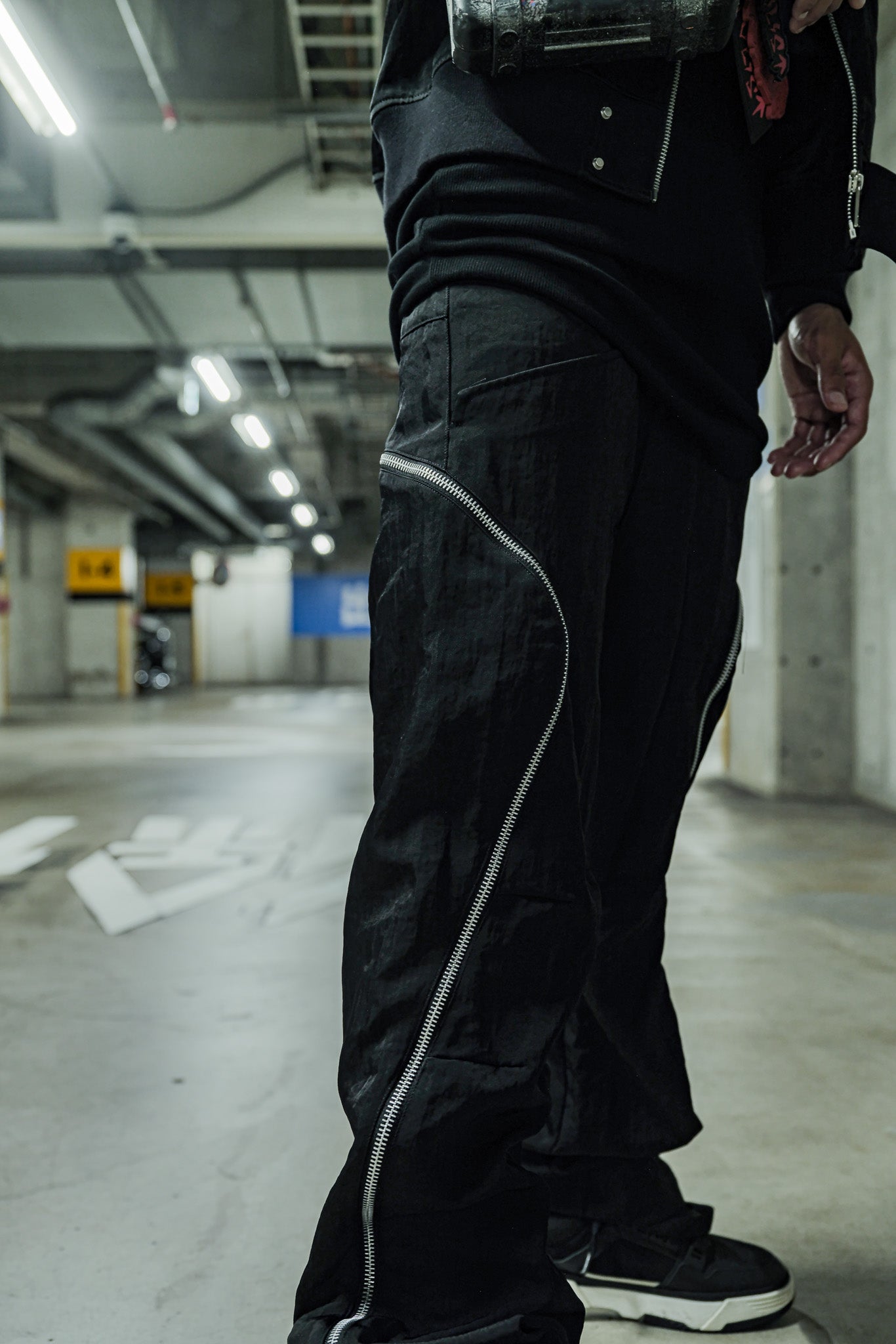 Nylon Zip Pants