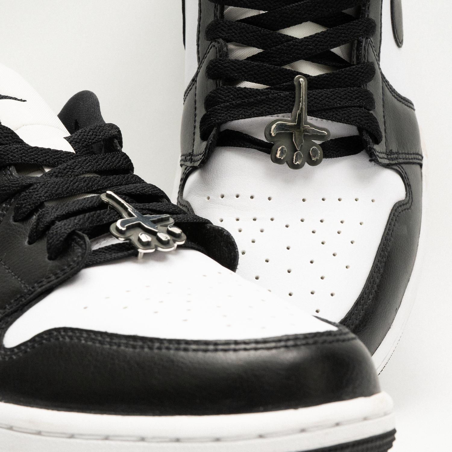 Cross Shoe Dubre