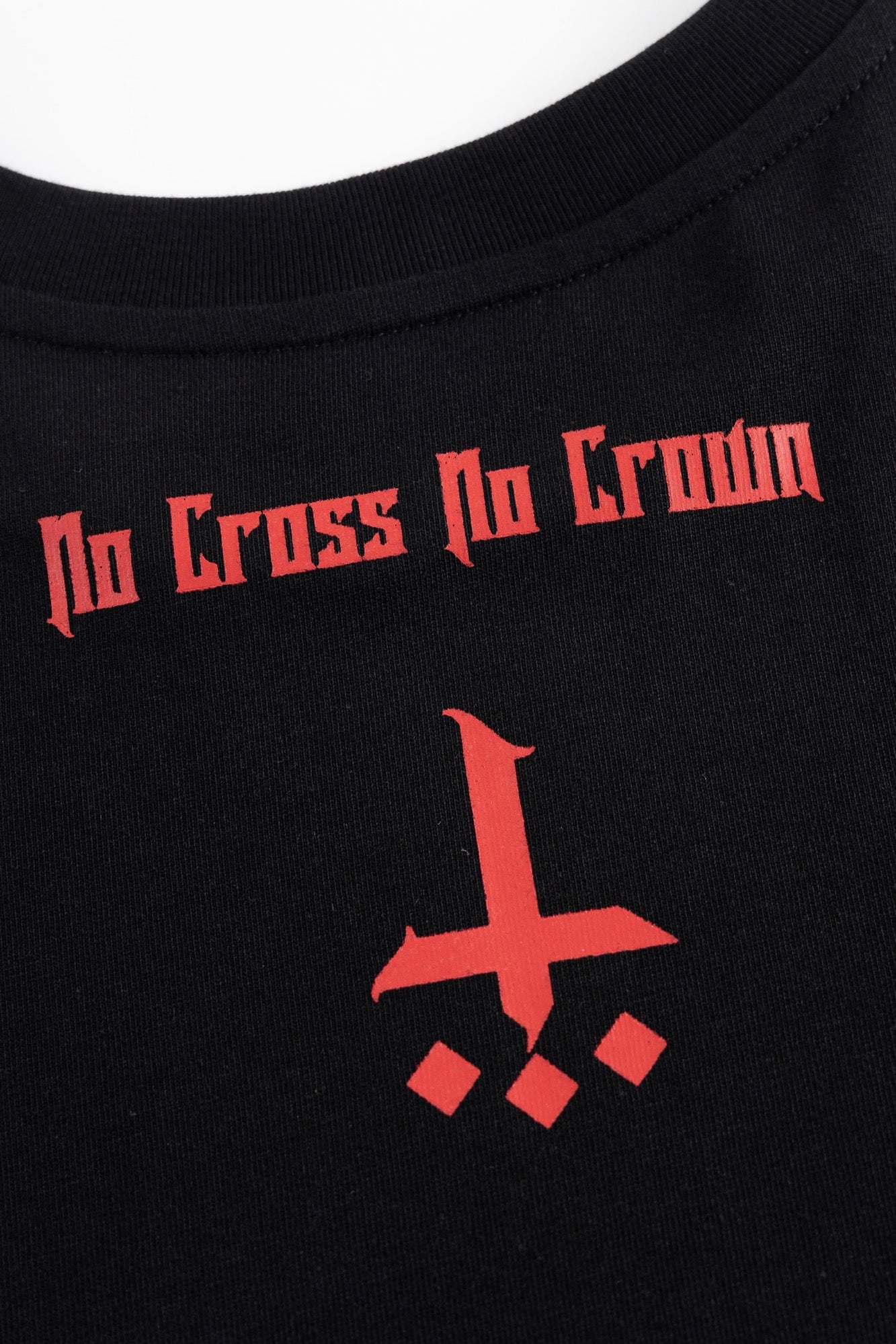 NO CROSS NO CROWN TEE