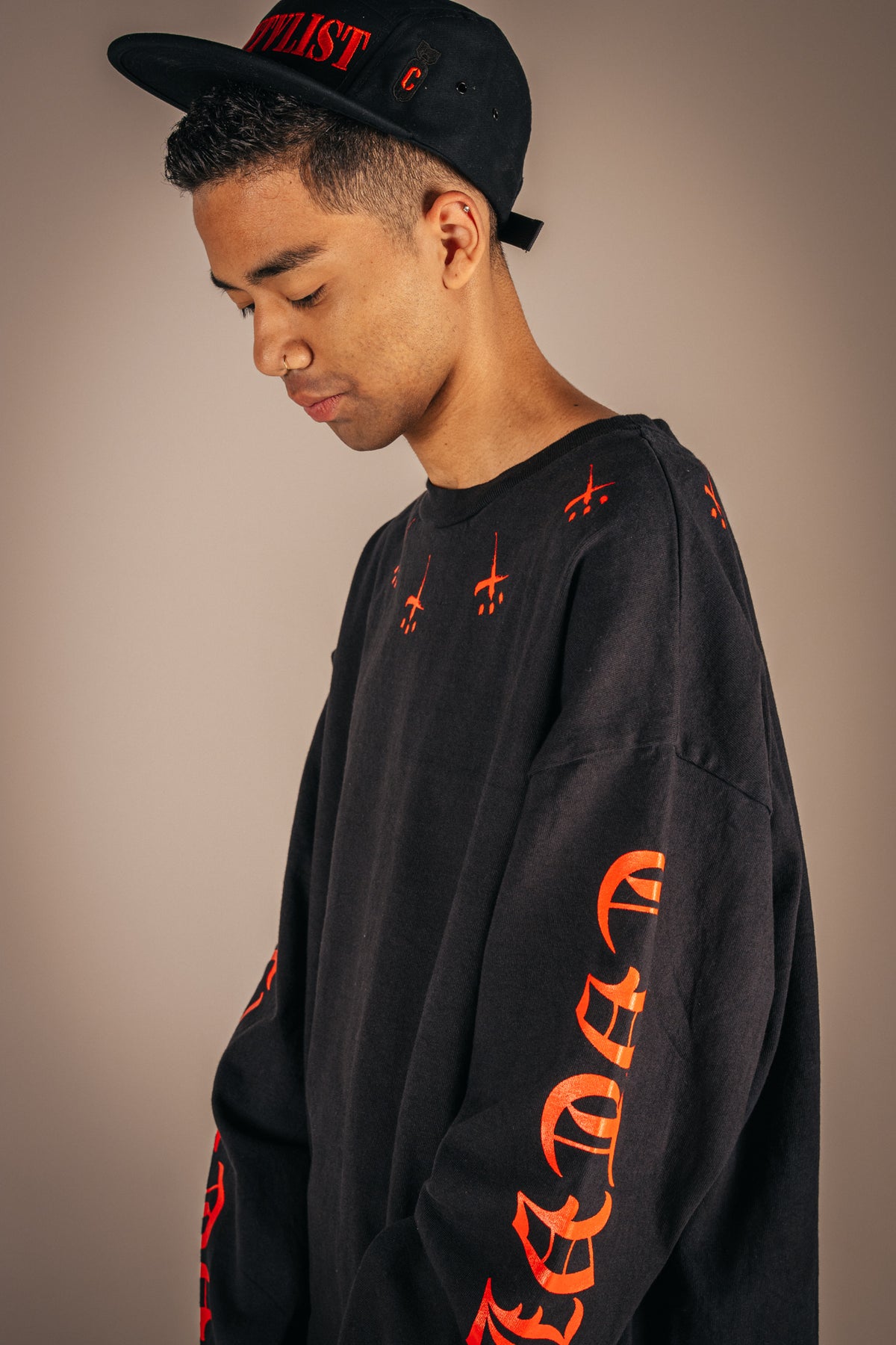 トップス cvtvlist OLD ALPHABET LONGSLEEVE TEE CTLS | Old Alphabet Longsleeve Tee – CVTVLIST