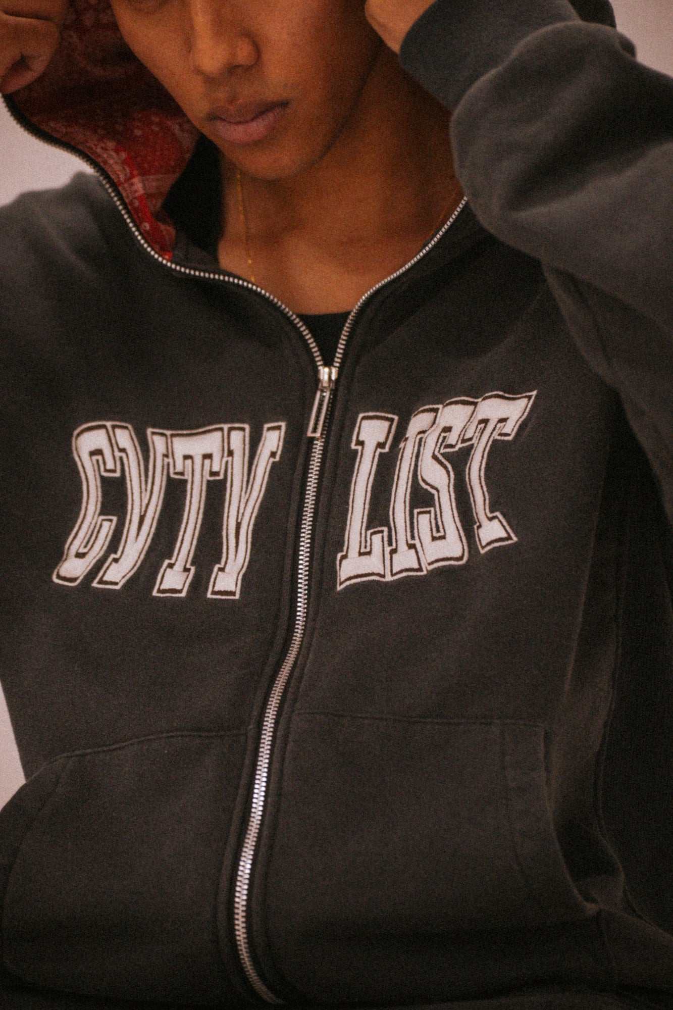 Usual Zip Hoodie '25
