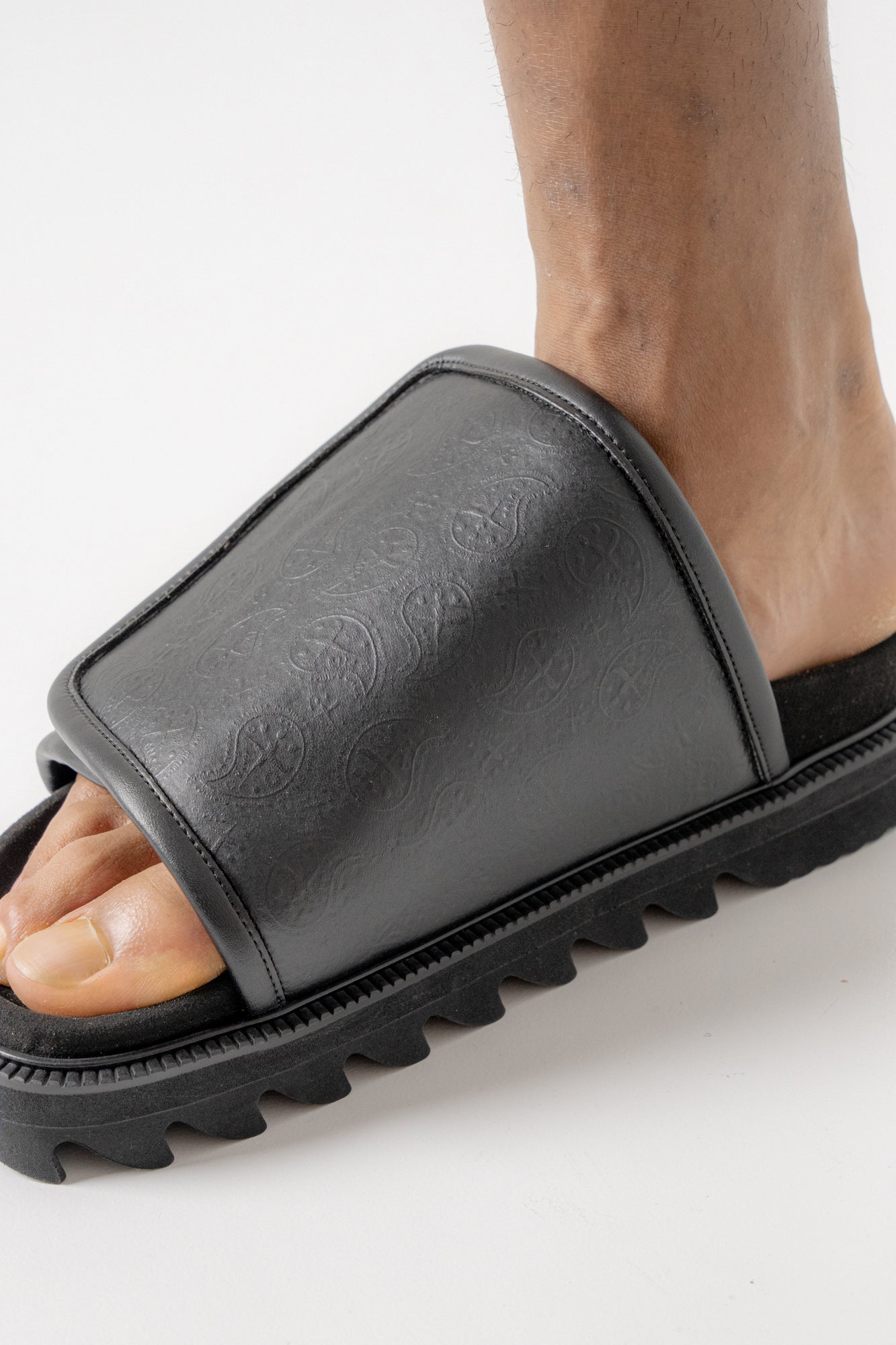 Elite Sandals '23