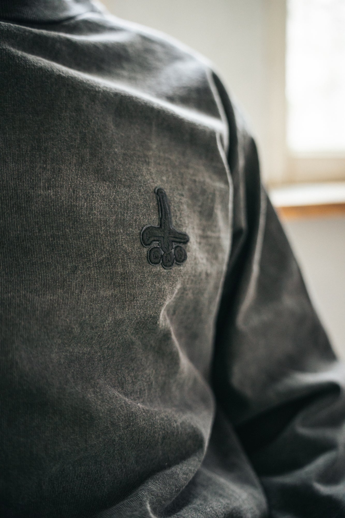 Basic Crash Longsleeve Tee