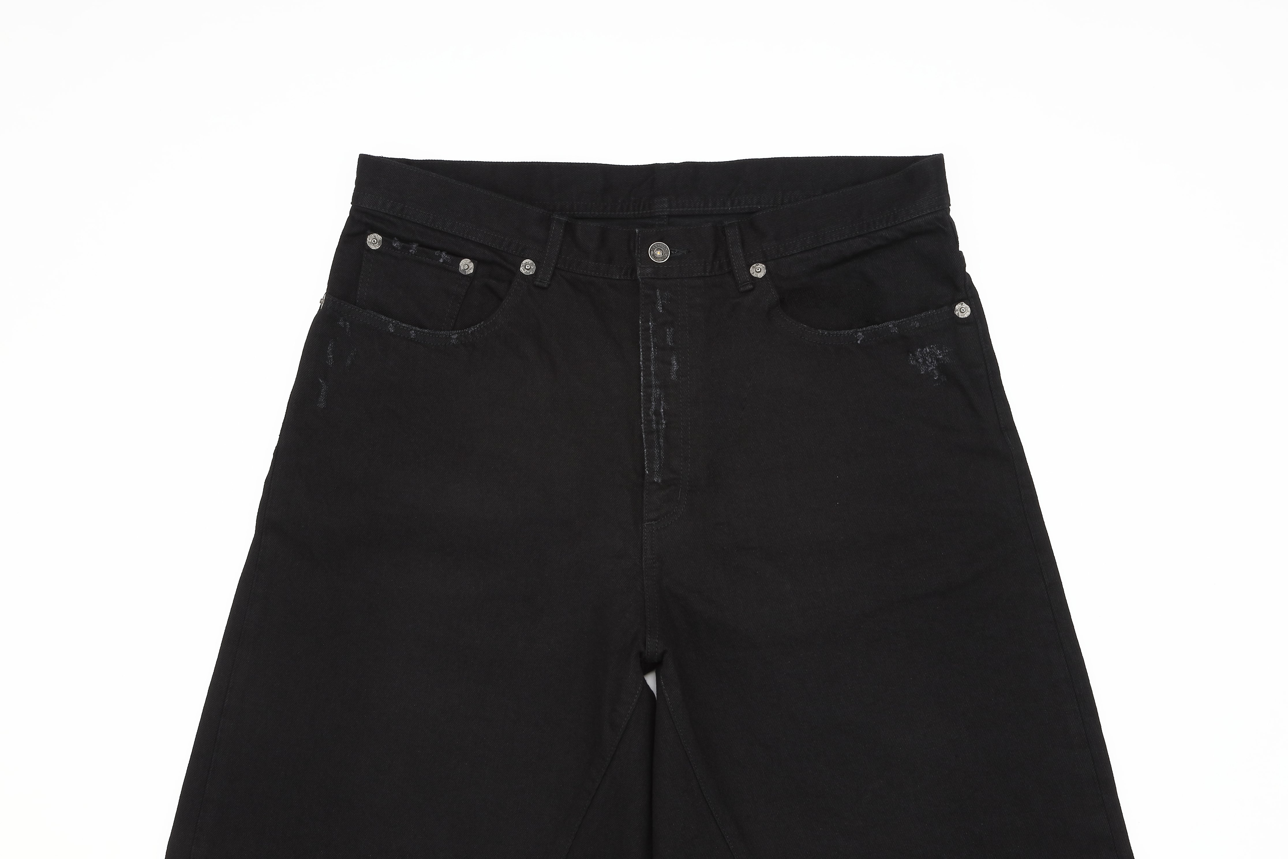 ボウレッグバギーデニムパンツ