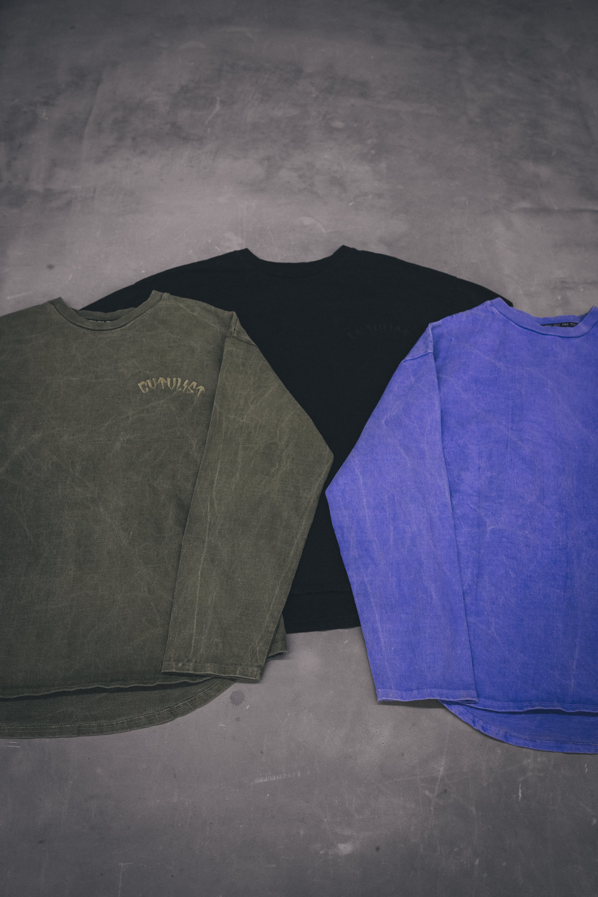 Arched Logo Basic Longsleeve Tee