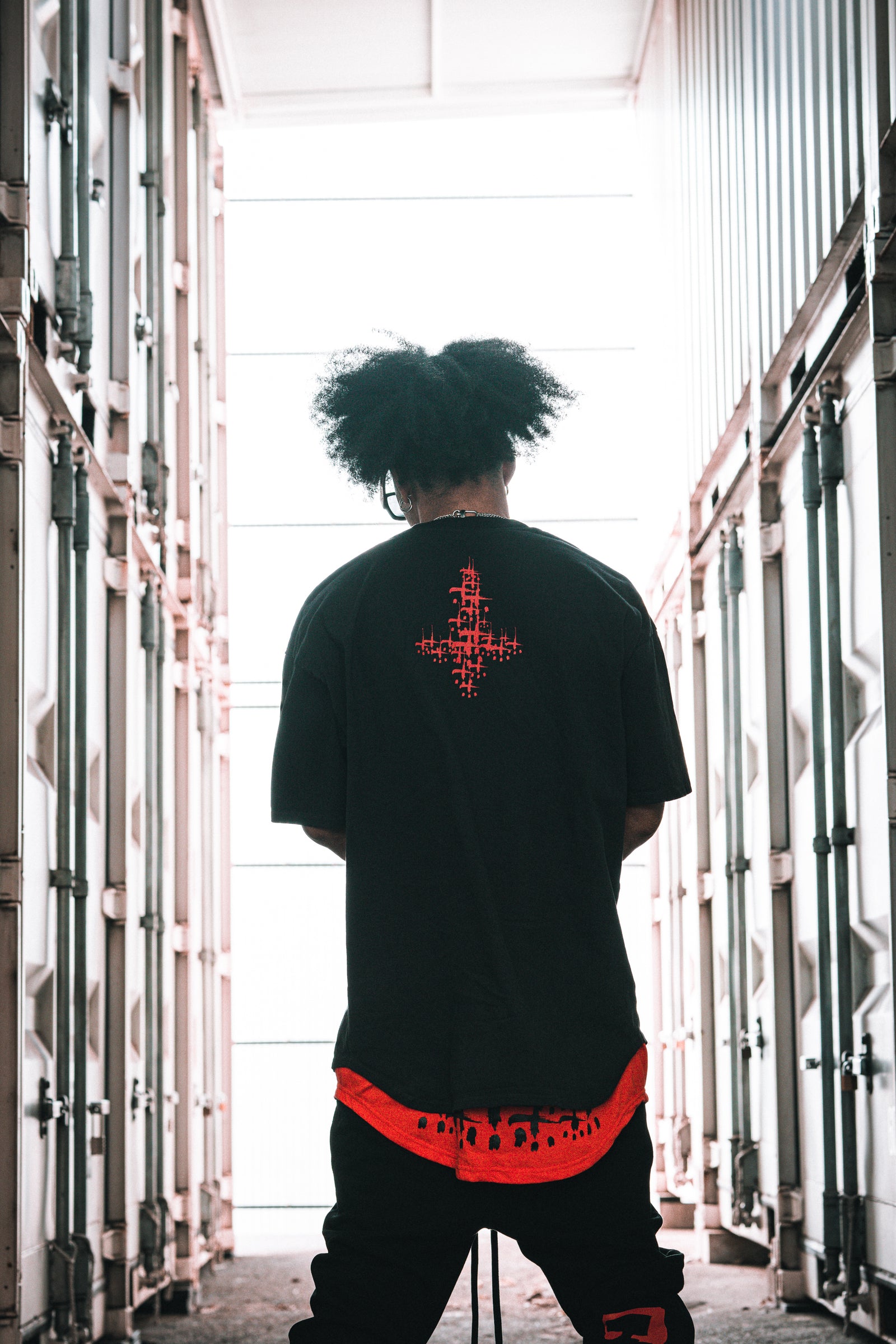 注目■CVTVLIST■大人気 Arched Logo Tシャツ 国内発 すぐ届く CTLS｜Arched Logo Tee – CVTVLIST