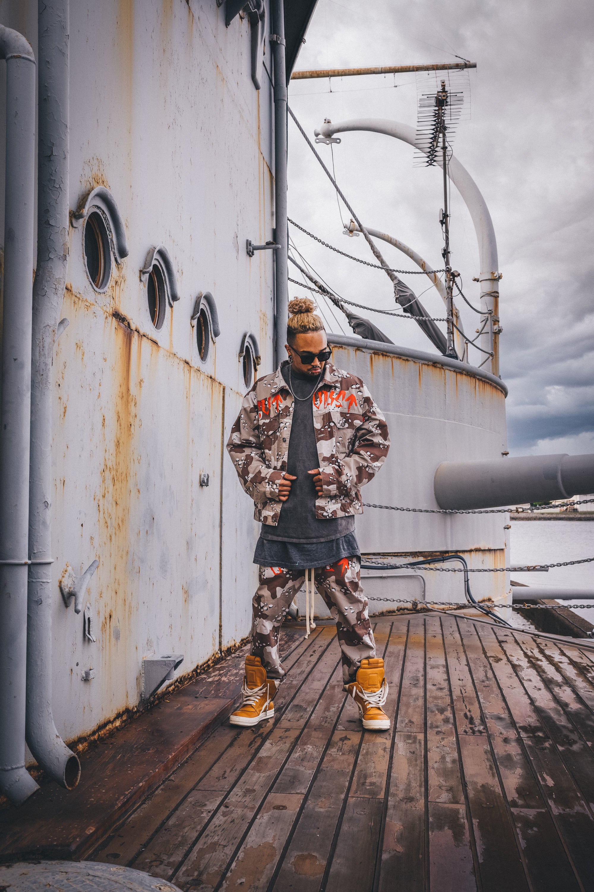 "CVTVLIST" Twill Pants