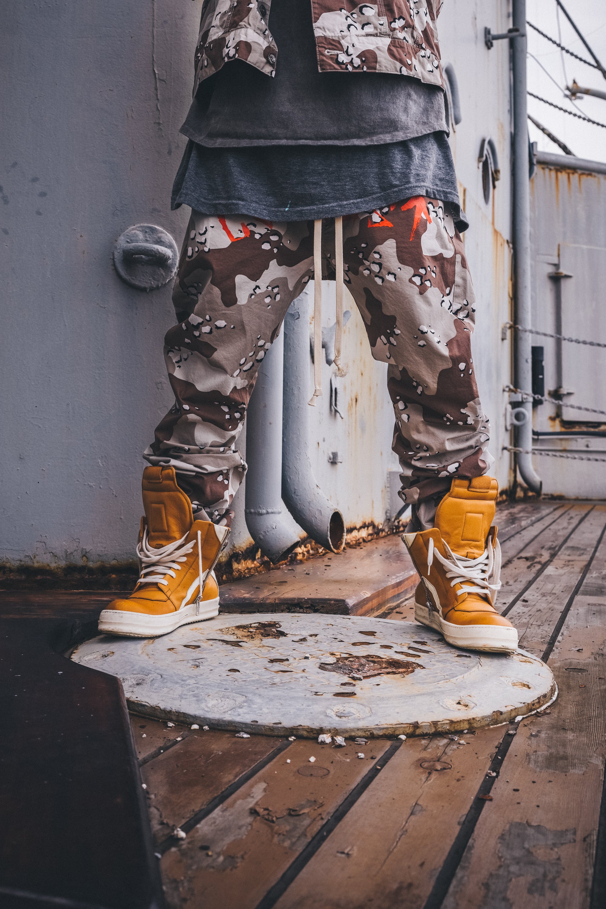 "CVTVLIST" Twill Pants