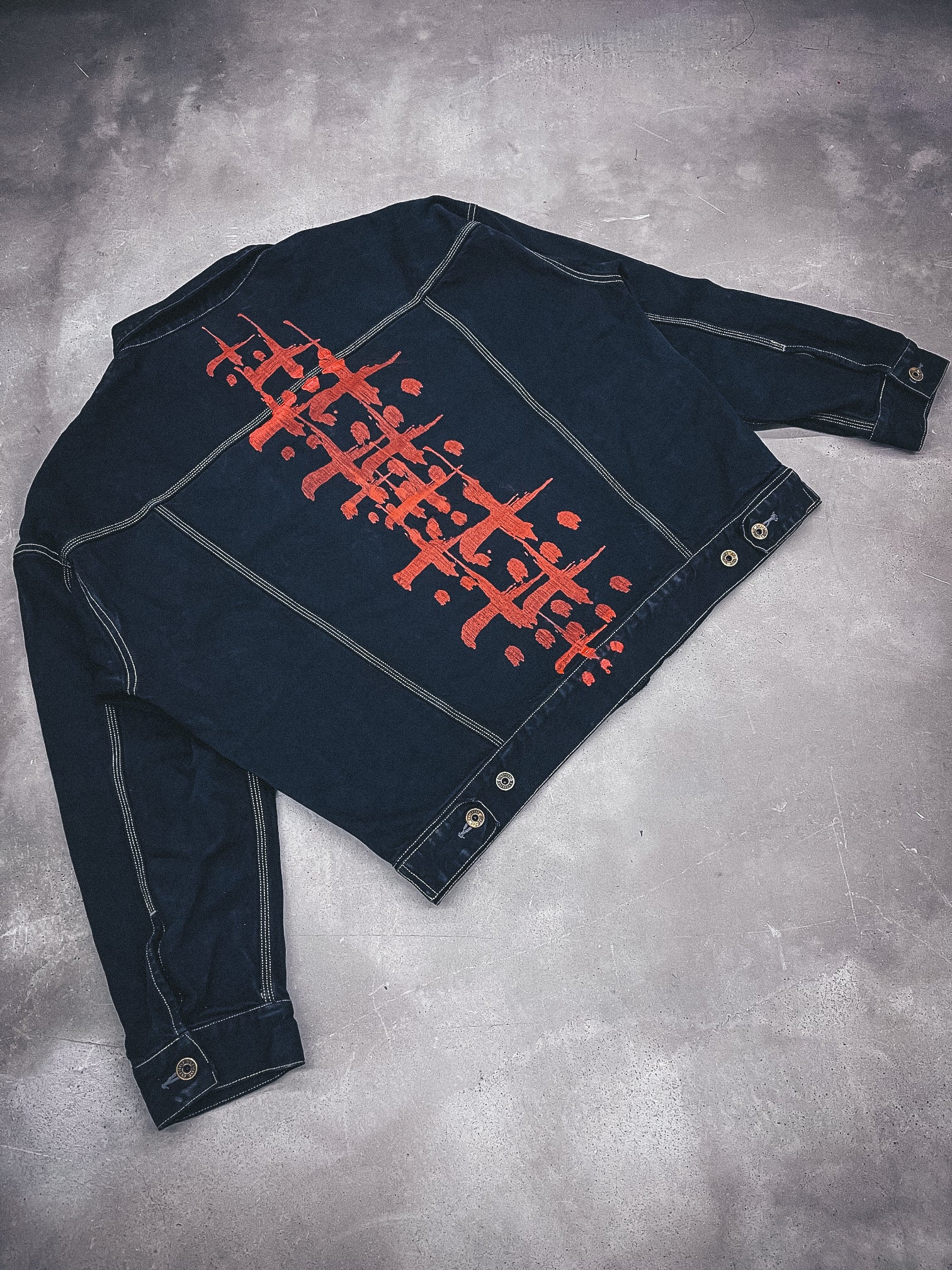 "CVTVLIST" Denim Jacket [Black*Red]